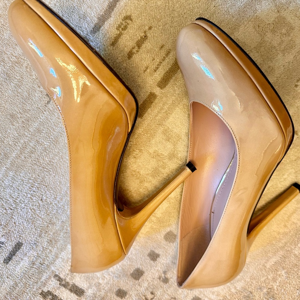 Platform Pumps From Stuart Weitzman Size 9.5 - image 6